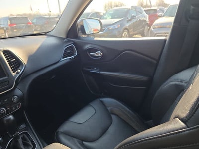 2023 Jeep Cherokee Altitude Lux