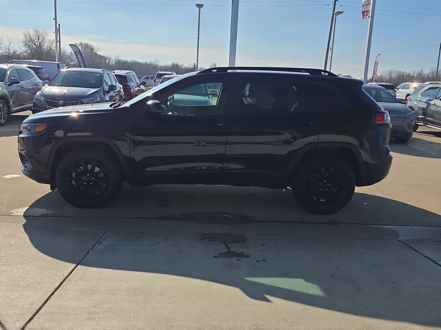 2023 Jeep Cherokee Altitude Lux