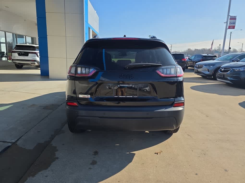 2023 Jeep Cherokee Altitude Lux