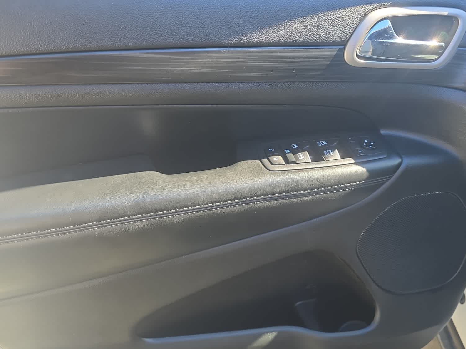 2020 Jeep Grand Cherokee Laredo E