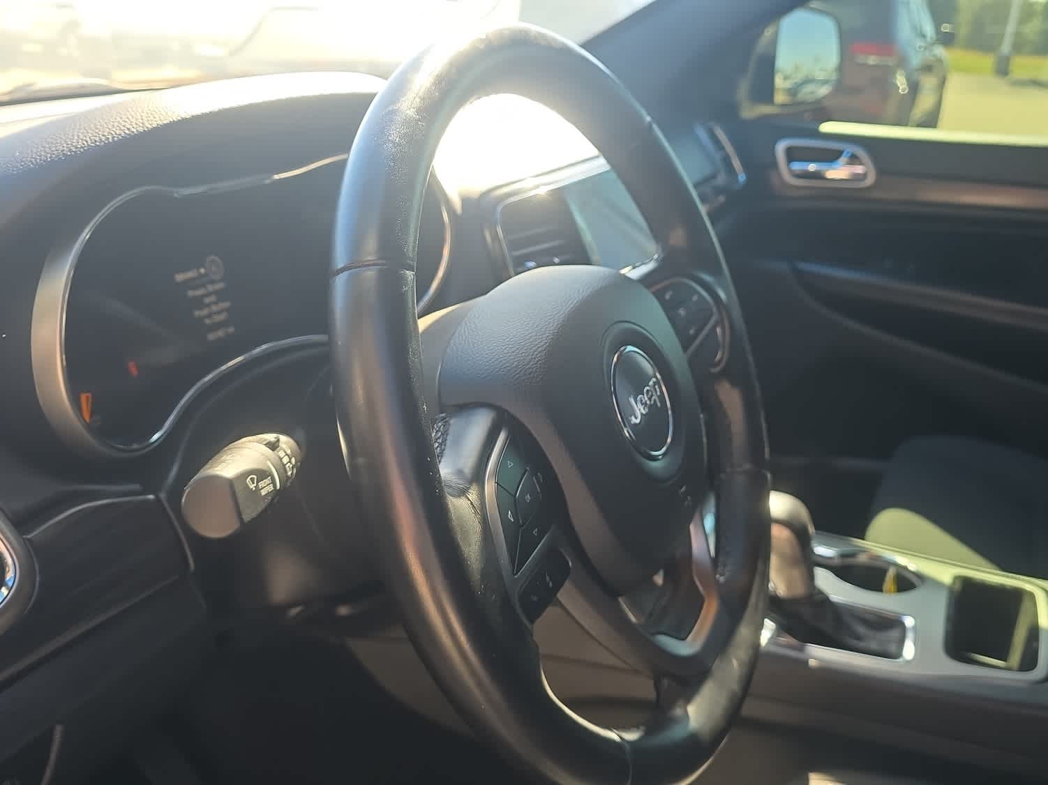 2020 Jeep Grand Cherokee Laredo E