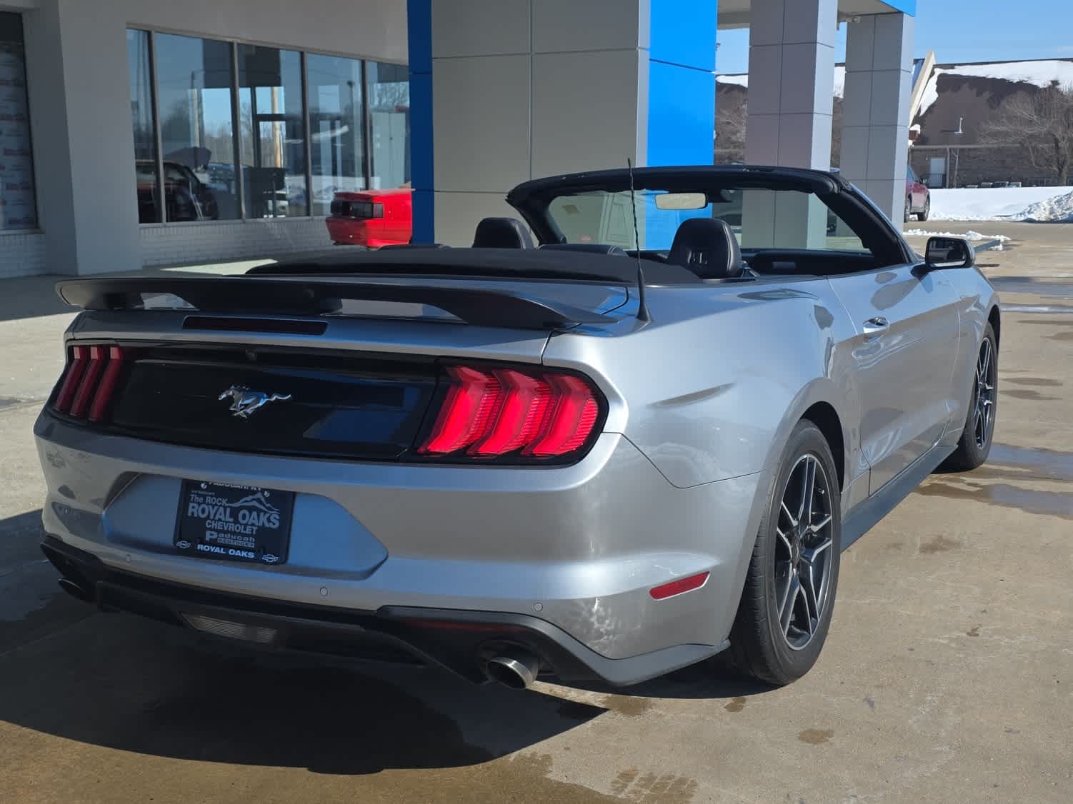 2022 Ford Mustang EcoBoost