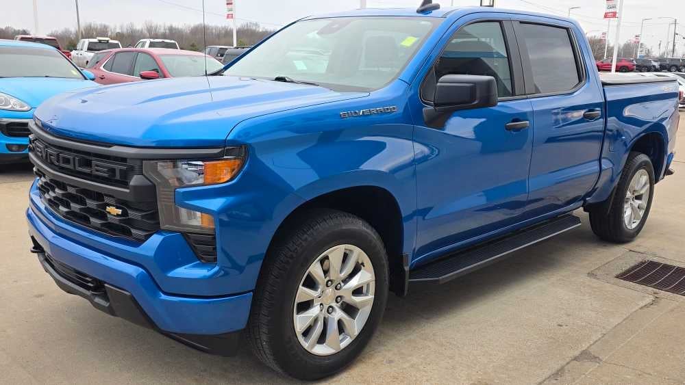 2024 Chevrolet Silverado 1500 Custom