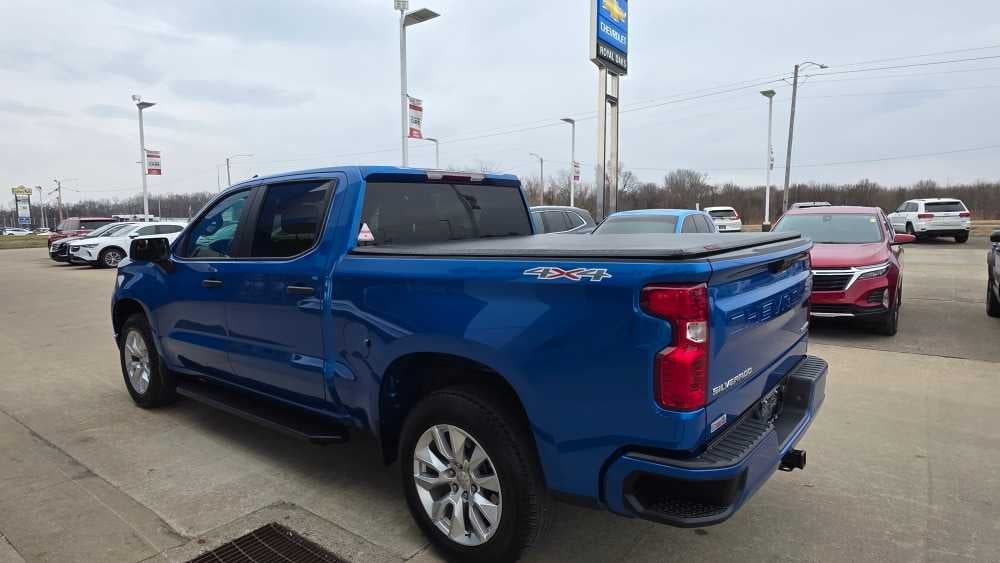 2024 Chevrolet Silverado 1500 Custom