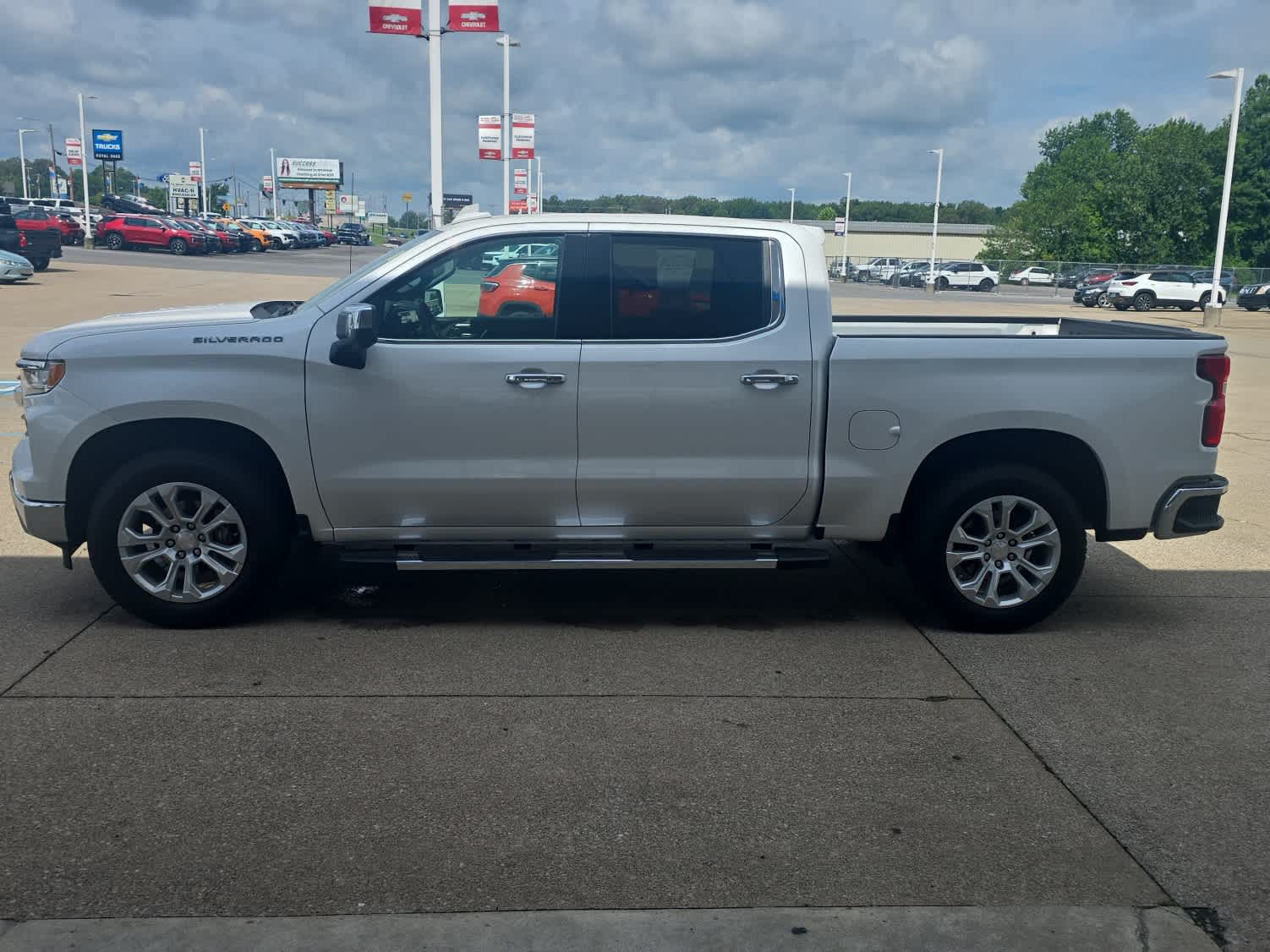 2024 Chevrolet Silverado 1500 LTZ