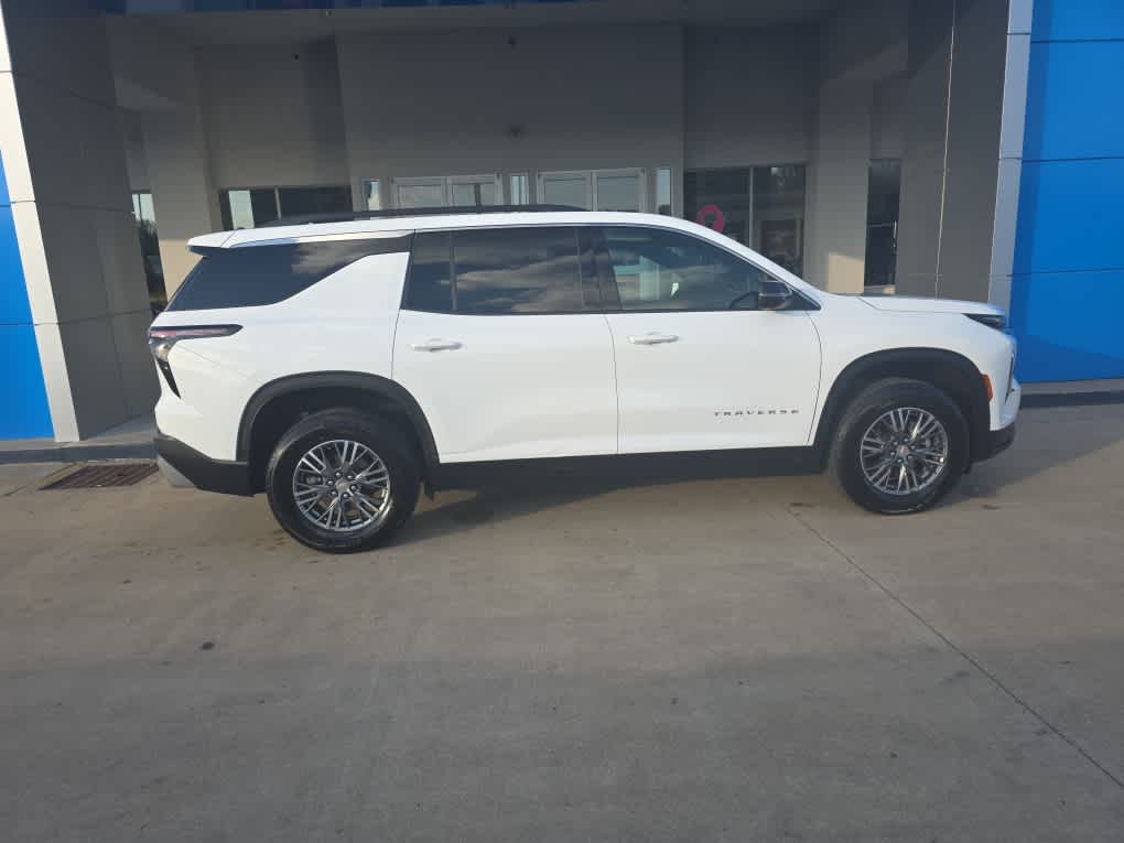 2024 Chevrolet Traverse LT