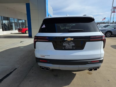2025 Chevrolet Traverse LT