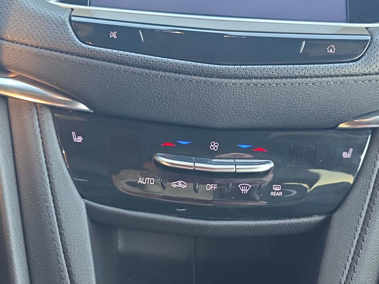 2022 Cadillac XT5 Luxury