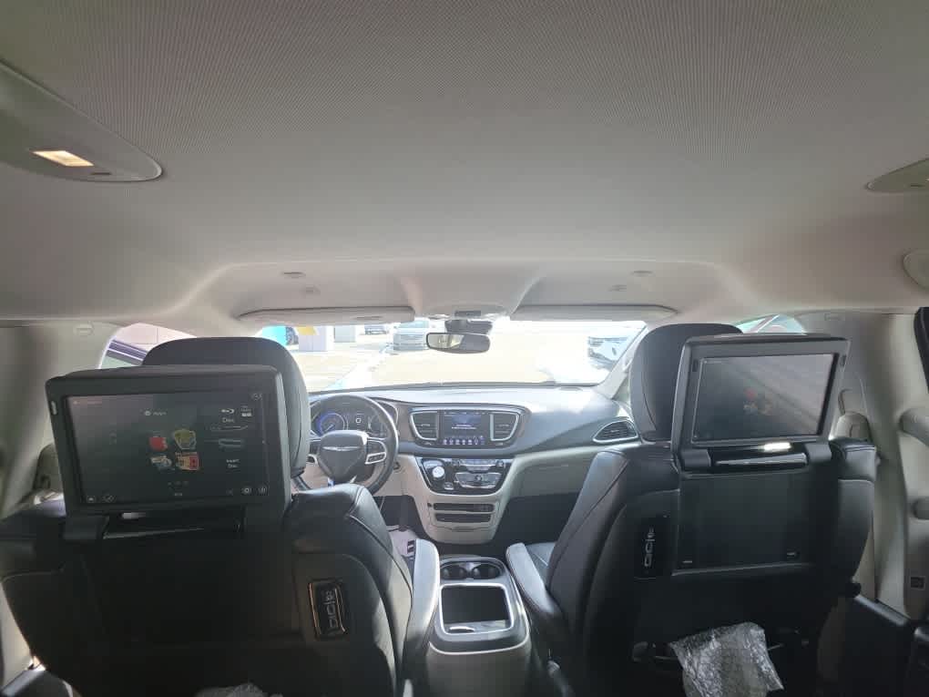 2018 Chrysler Pacifica Touring L Plus