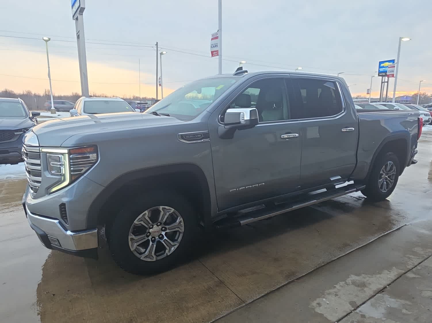2023 GMC Sierra 1500 SLT