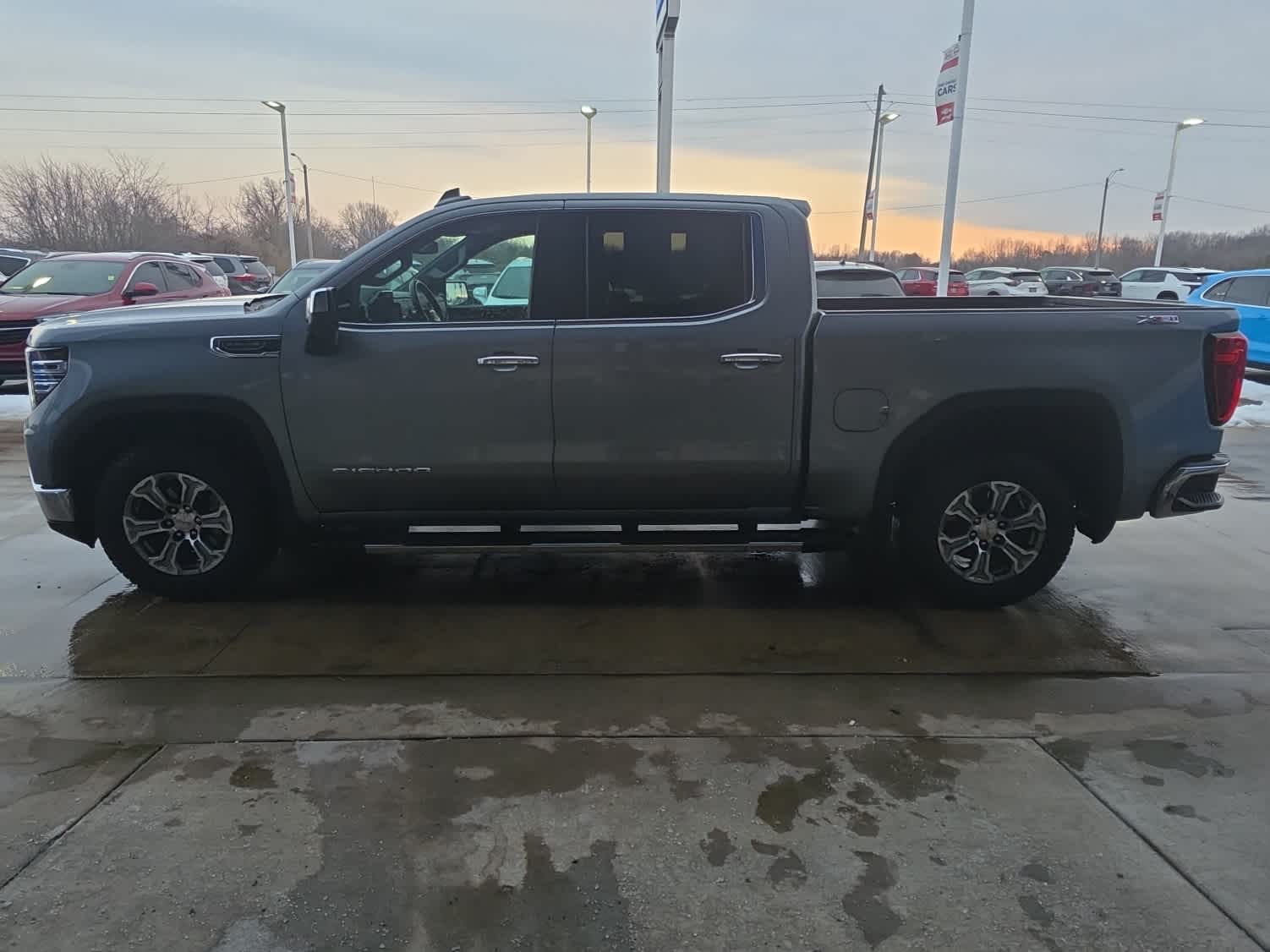 2023 GMC Sierra 1500 SLT