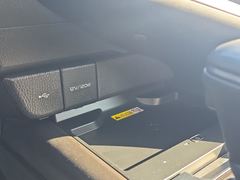 2024 Toyota Camry Hybrid XSE