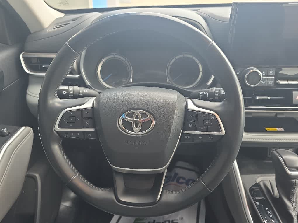 2023 Toyota Highlander Hybrid XLE