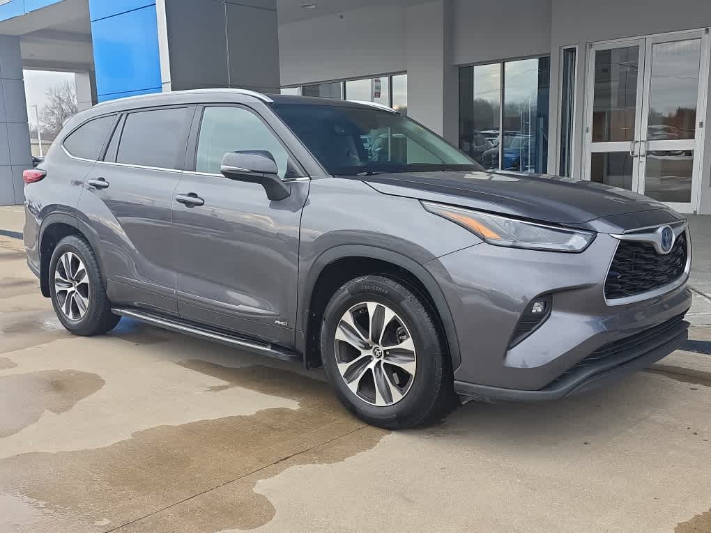 2023 Toyota Highlander Hybrid XLE