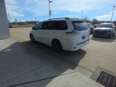 2018 Toyota Sienna SE