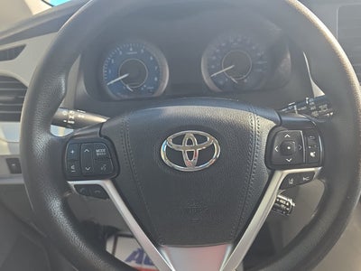 2020 Toyota Sienna L