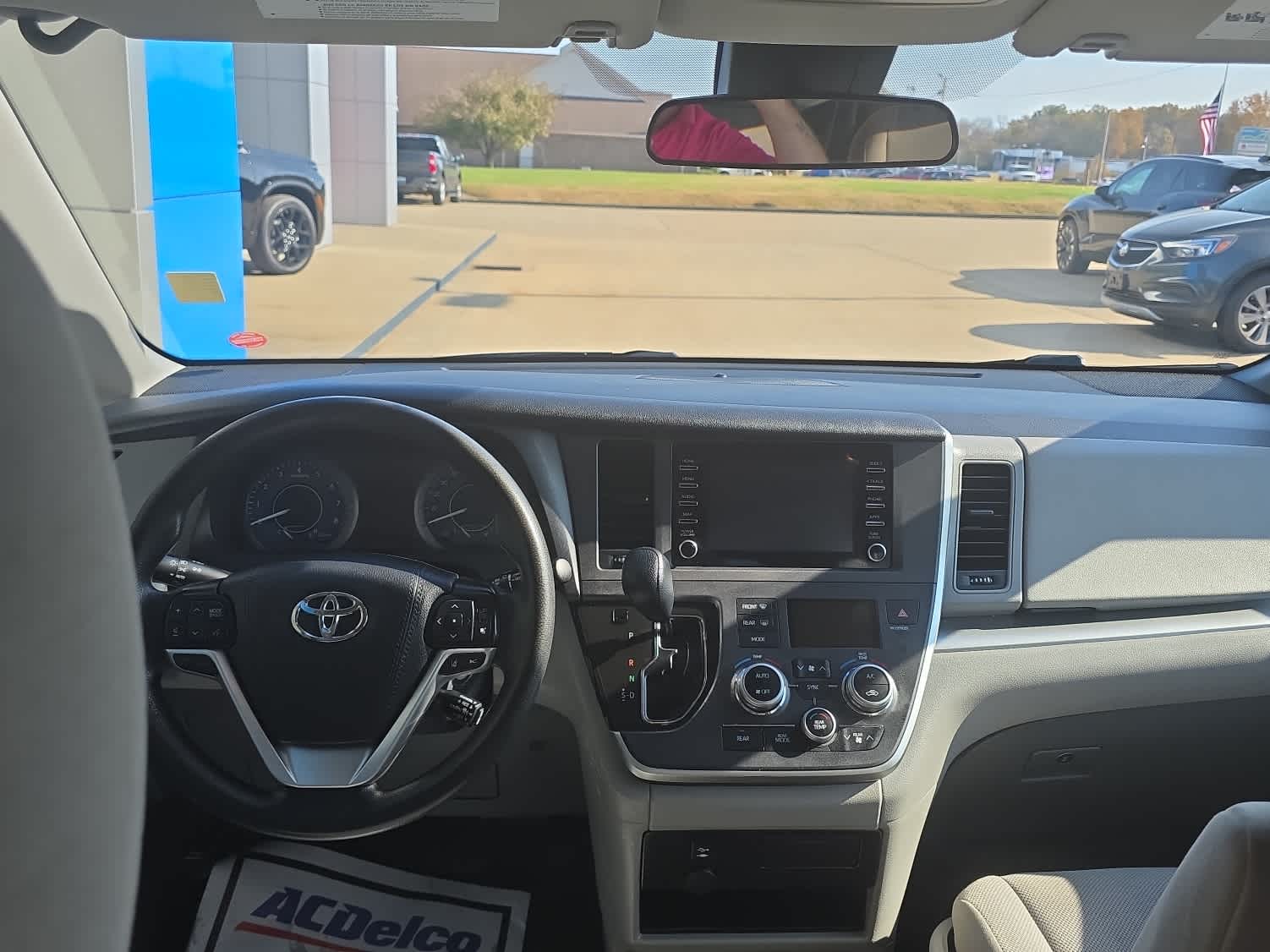 2020 Toyota Sienna L