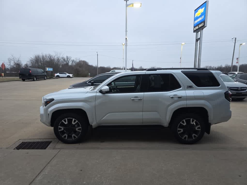 2025 Toyota 4Runner SR5