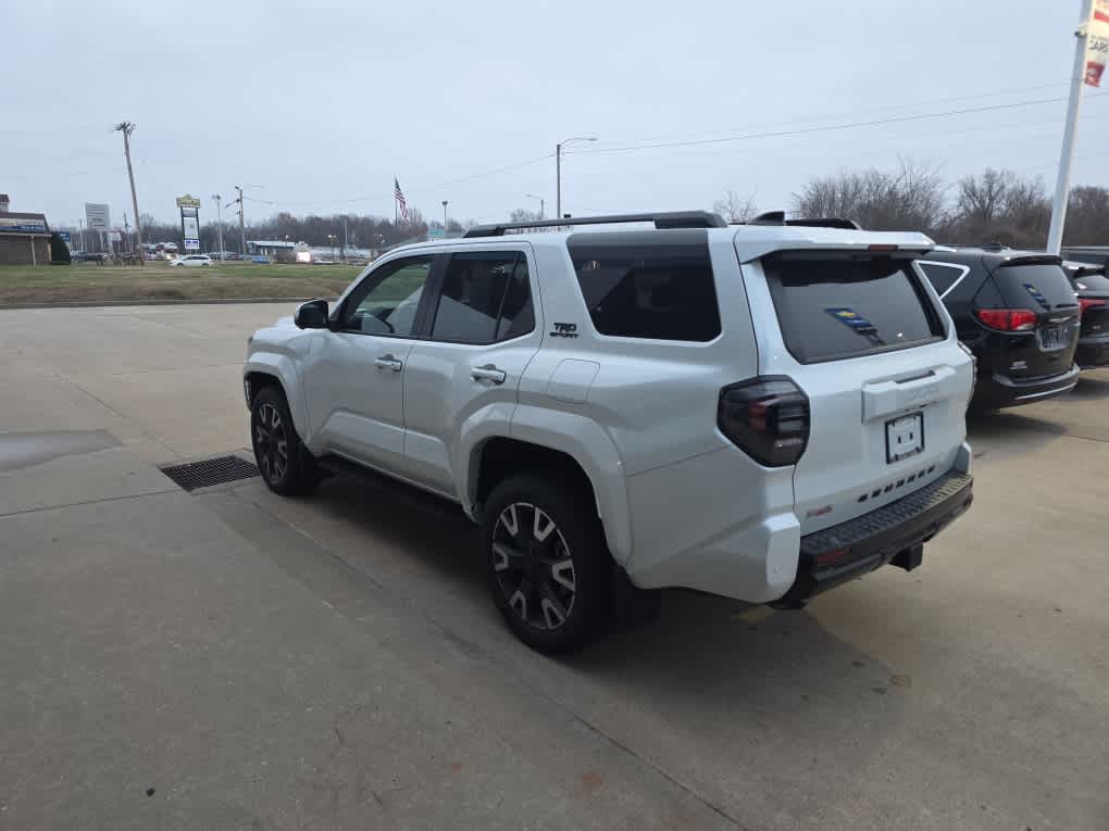 2025 Toyota 4Runner SR5