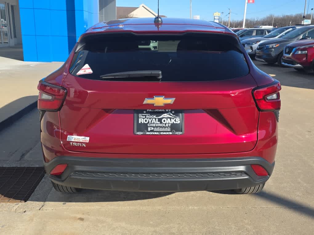 2025 Chevrolet Trax LS