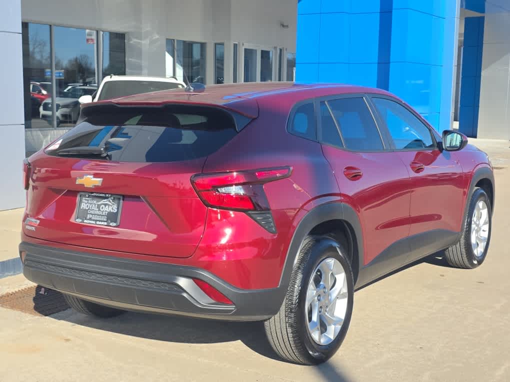 2025 Chevrolet Trax LS