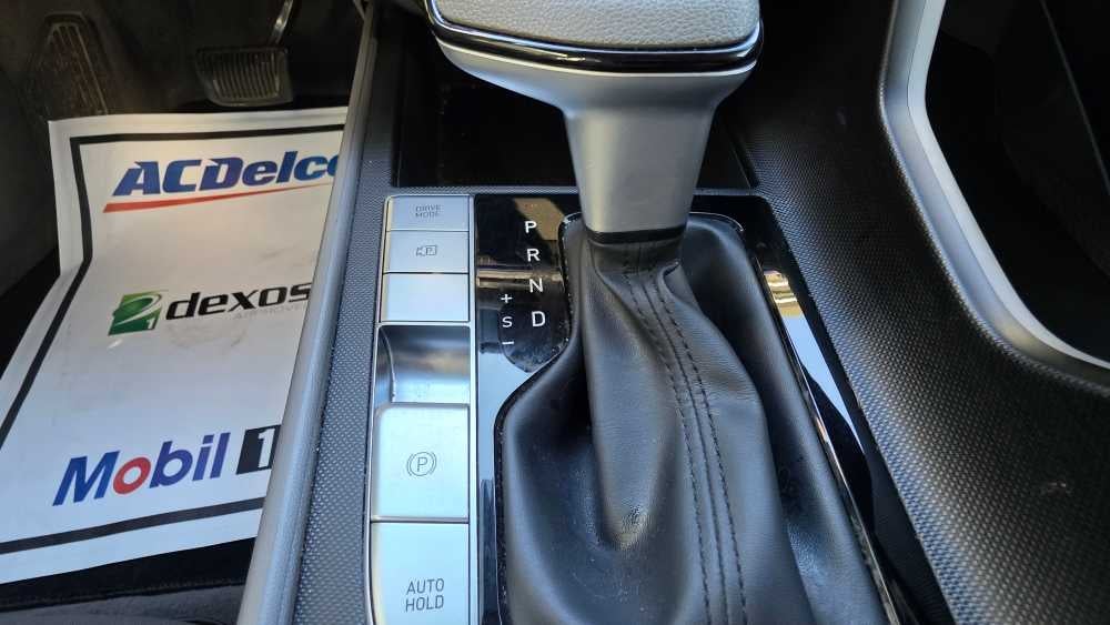 2023 Hyundai Elantra Hybrid Blue