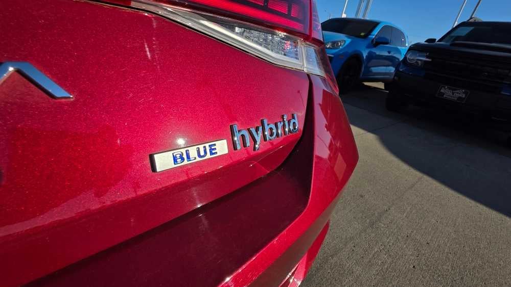 2023 Hyundai Elantra Hybrid Blue