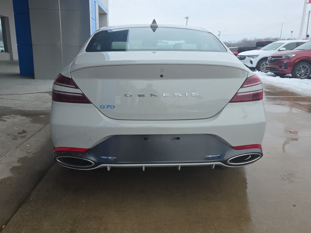 2025 Genesis G70 2.5T